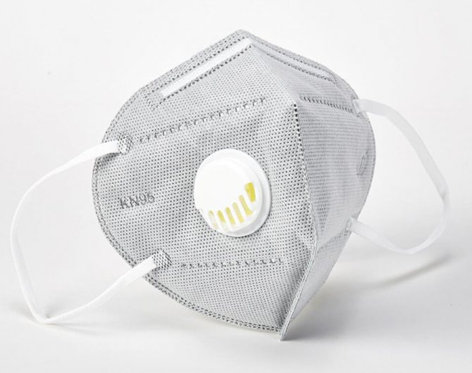 Как правильно стирать многоразовые медицинские маски для лица