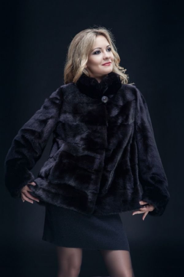 шубка прямого кроя